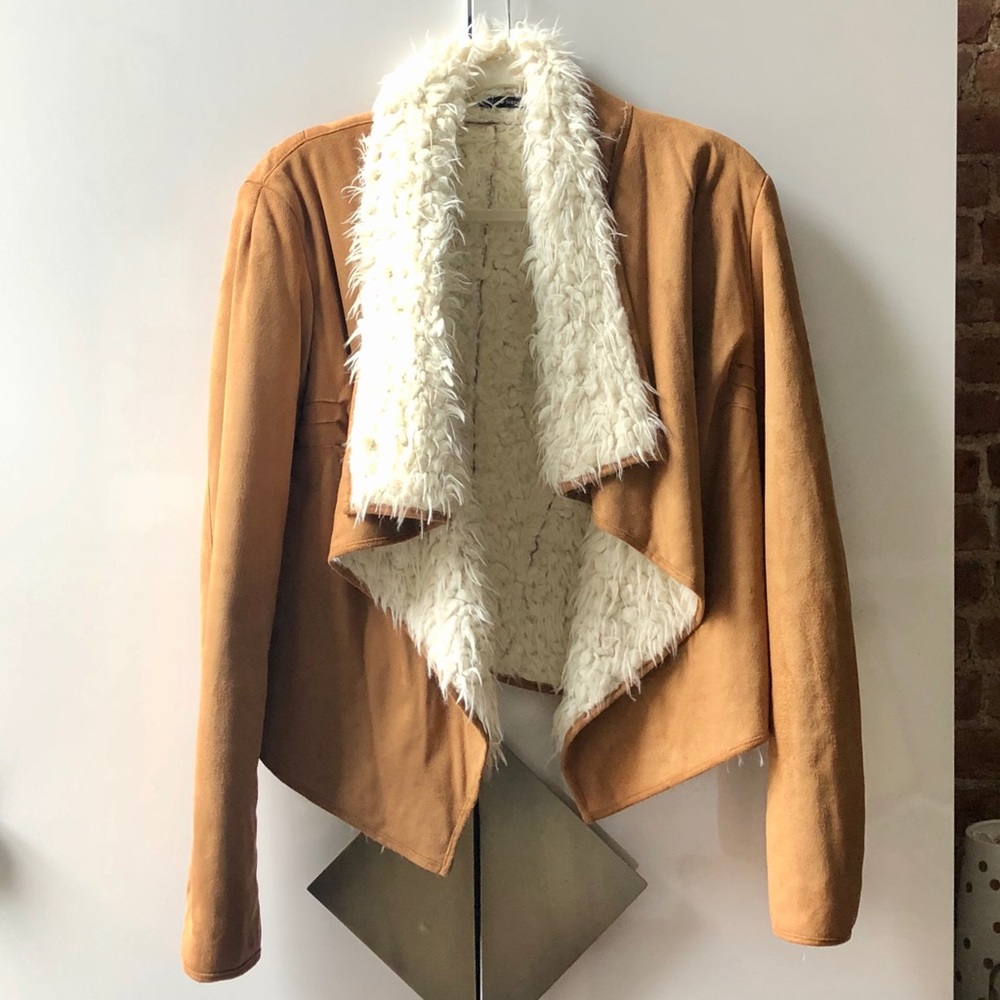Brandy💖Melville Faux Suede/Sherpa Jacket